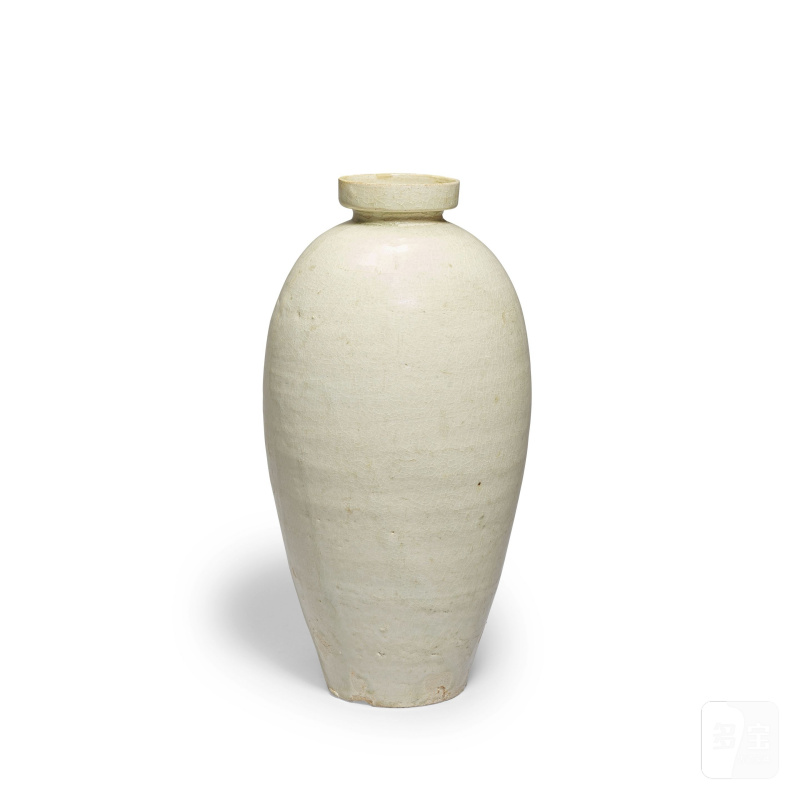 宋 米白釉瓶 | A CREAM-GLAZED OVOID VASE